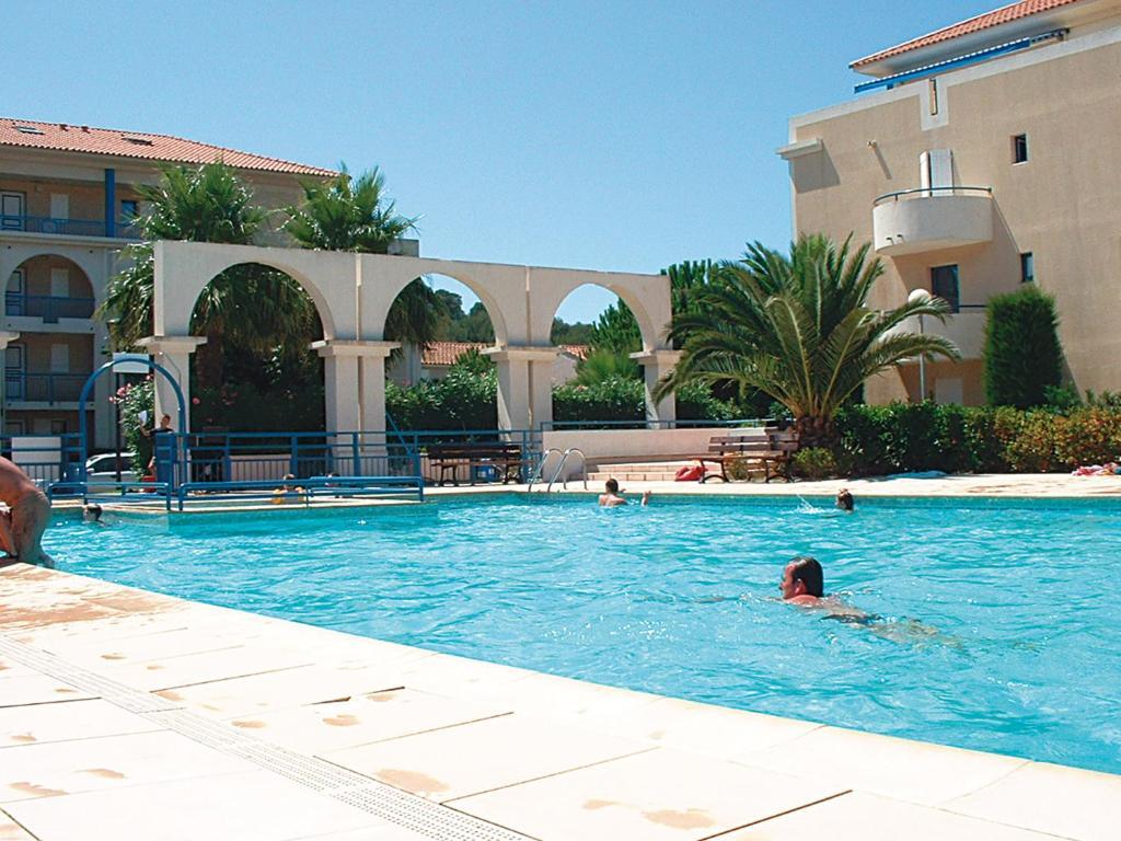 Lagrange Vacances Le Domaine D'Azur Et Tahiti Park Ле-Лаванду Номер фото